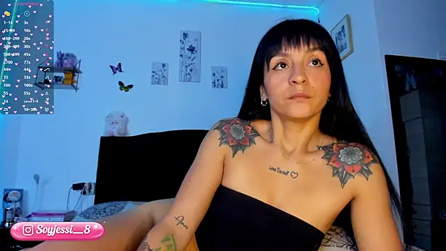 lauureen c online show from April 1, 11:22 am