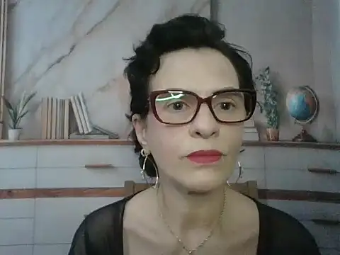 Snapshot of Luna-Hot0802 chatting on December 18, 12:22 pm Luna-Hot0802 online show from December 18, 12:22 pm