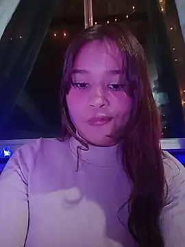 Snapshot of For_An_Angel chatting on December 15, 2:05 am For An Angel online show from December 15, 2:05 am