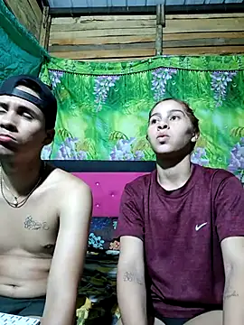 Snapshot of Zoe_axellxxx chatting on December 5, 12:08 am Zoe axellxxx online show from December 5, 12:08 am