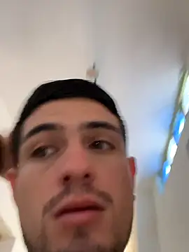 williamsmiiths16 online show from December 20, 4:36 pm