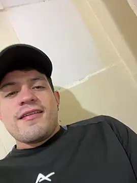 williamsmiiths16 online show from January 14, 3:34 am