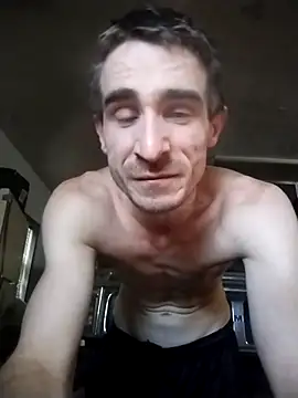bigjohnson2914 online show from May 11, 8:50 pm