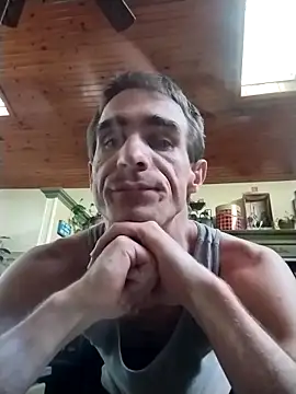 bigjohnson2914 online show from May 13, 5:54 pm