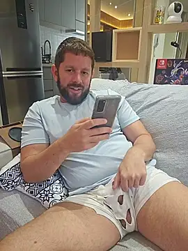 Snapshot of RipMyUnderwear chatting on June 8, 2:06 pm RipMyUnderwear online show from June 8, 2:06 pm