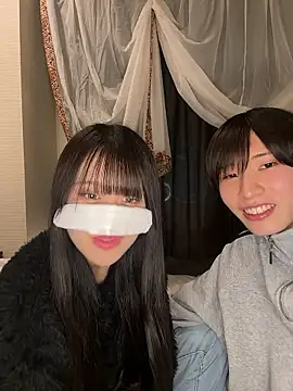 Snapshot of kai_xoxo__ chatting on December 17, 1:17 pm kai xoxo online show from December 17, 1:17 pm