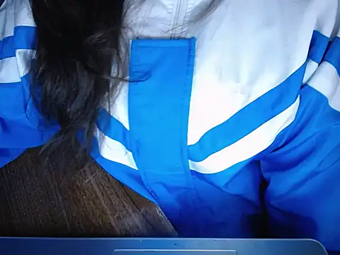 maian love online show from December 5, 6:04 pm