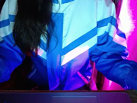 maian love online show from January 7, 7:38 pm