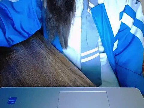 maian love online show from April 22, 7:26 pm