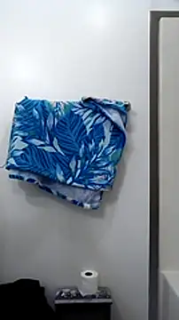 Snapshot of Guero0751@xh chatting on December 22, 7:22 am Guero0751xh online show from December 22, 7:22 am