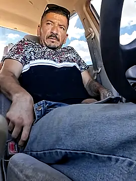 Snapshot of Guero0751@xh chatting on September 9, 9:47 pm Guero0751xh online show from September 9, 9:47 pm