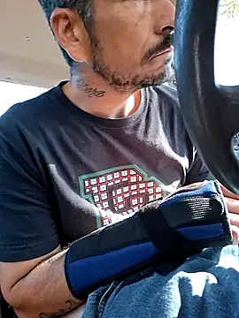 Snapshot of Guero0751@xh chatting on October 6, 9:12 pm Guero0751xh online show from October 6, 9:12 pm