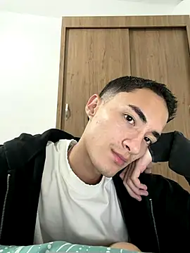 wal jones online show from December 4, 4:44 am