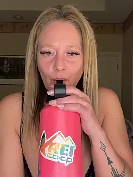 MissyLovelace online show from April 23, 11:09 am