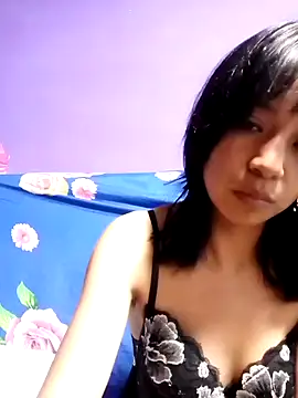 Snapshot of Honey_bun06 chatting on June 1, 5:09 am Honey bun06 online show from June 1, 5:09 am