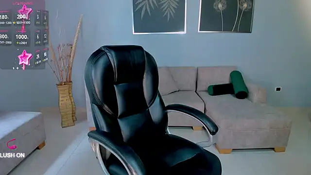 ChloeManson online show from December 31, 8:12 pm