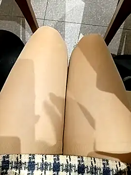 Baby-Linh online show from January 9, 4:04 am