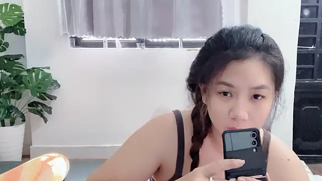Snapshot of Ni-Ni_2K chatting on March 29, 1:49 am Ni-Ni 2K online show from March 29, 1:49 am