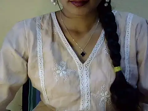 Snapshot of Shab_M chatting on June 16, 6:16 am Shab M online show from June 16, 6:16 am