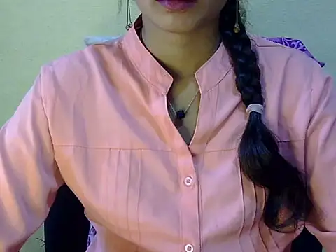 Snapshot of Shab_M chatting on July 9, 6:50 am Shab M online show from July 9, 6:50 am