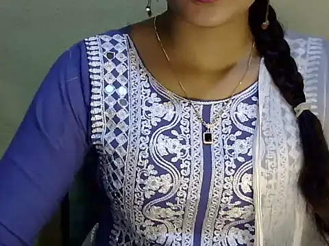 Snapshot of Shab_M chatting on July 28, 12:48 pm Shab M online show from July 28, 12:48 pm