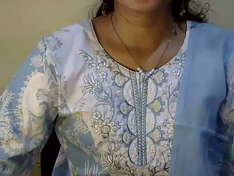 Snapshot of Shab_M chatting on July 29, 7:28 am Shab M online show from July 29, 7:28 am