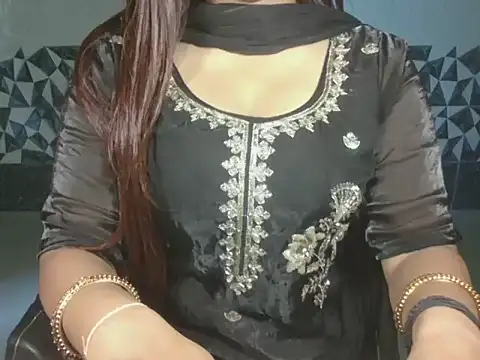 Hotty Suzuka online show from July 3, 3:13 am