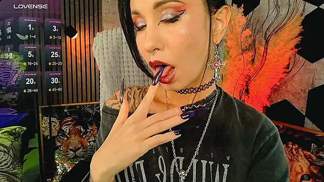 Snapshot of GoddessVespera chatting on April 29, 3:27 pm GoddessVespera online show from April 29, 3:27 pm