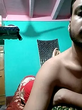 Snapshot of sexeyboy332 chatting on July 10, 1:32 am sexeyboy332 online show from July 10, 1:32 am