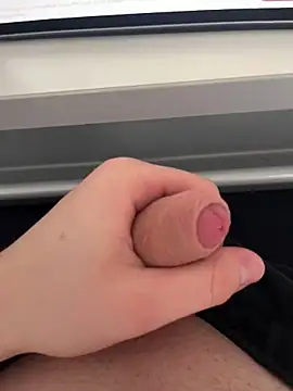 hannes256102 online show from March 6, 4:36 pm