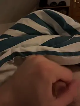 hannes256102 online show from March 30, 9:16 pm