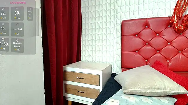 Elizabetth Roman online show from March 27, 8:08 pm