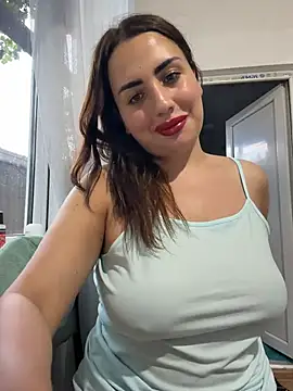 Snapshot of tesaa1212 chatting on July 3, 4:24 pm tesaa1212 online show from July 3, 4:24 pm