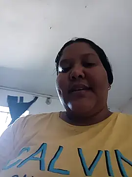 VaneandRossy online show from April 12, 4:56 pm