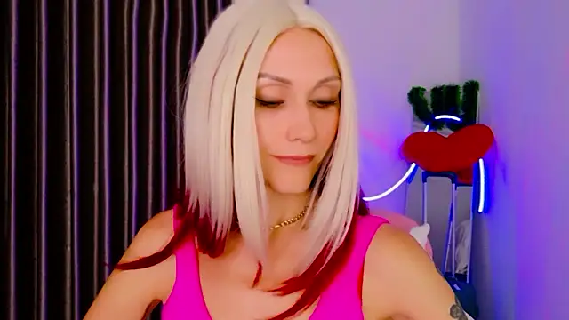 betty xoxoo online show from February 15, 1:09 pm