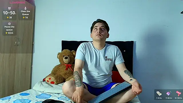 Snapshot of ethan__01 chatting on December 4, 7:11 pm ethan 01 online show from December 4, 7:11 pm