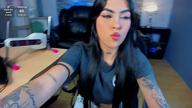  hanna miller   online show from February 27, 8:42 pm