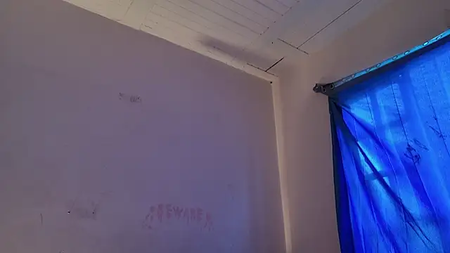 MoonLipsON- online show from April 21, 4:45 pm