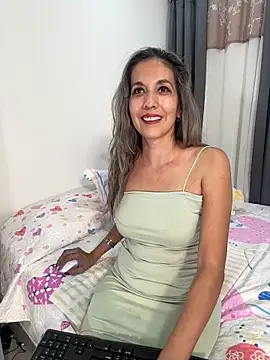 sandrafarrely online show from December 4, 11:46 pm