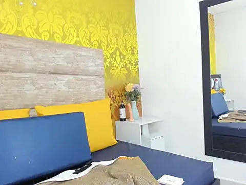 Samantha Ortiz69 online show from April 17, 6:16 am