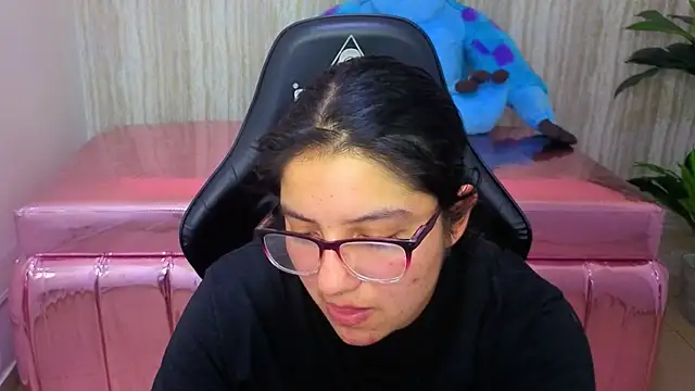 eva smit t online show from February 13, 2:29 am