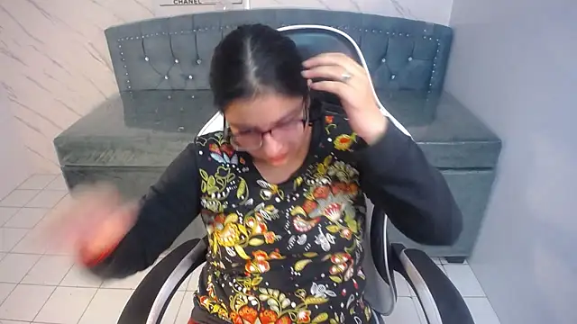 eva smit t online show from April 22, 2:47 am