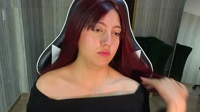 Snapshot of any_t chatting on December 5, 2:42 am any t online show from December 5, 2:42 am