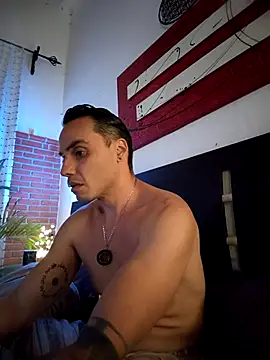 Snapshot of Acd2608 chatting on December 5, 6:22 am Acd2608 online show from December 5, 6:22 am