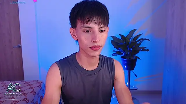 andrew courtzz online show from June 7, 7:28 pm