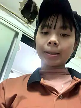 Mon babyy online show from January 8, 1:35 pm