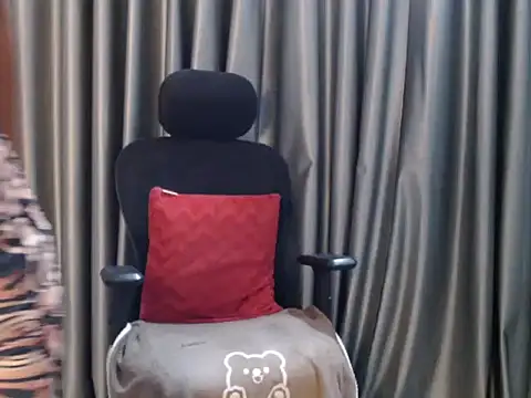 -Micky- online show from February 28, 2:51 pm