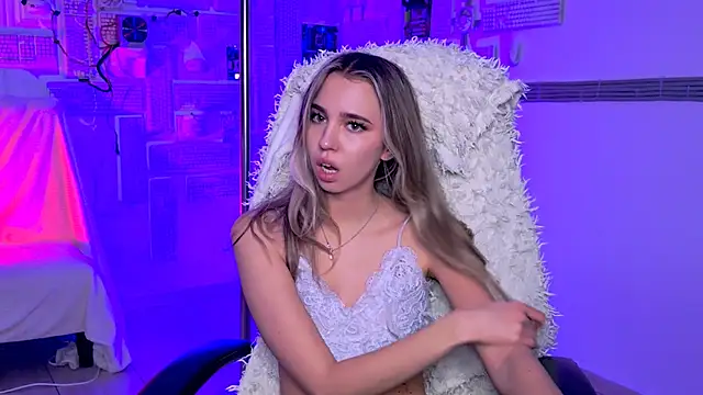 KimPorins online show from February 12, 12:11 pm