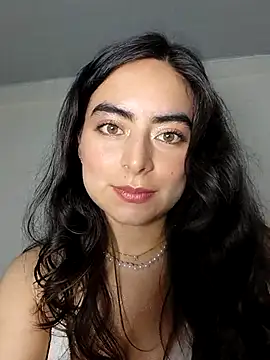 saasha Petit online show from February 24, 11:08 am