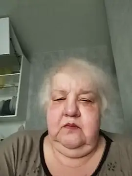 HapinessLovee online show from February 28, 9:32 am